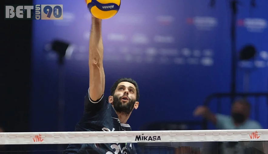 میلاد عبادی پور بازیکن تیم ملی والیبال ایران
