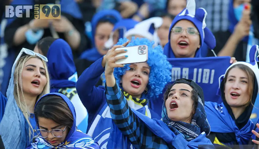حضور زنان در ورزشگاه 4 حضور زنان در ورزشگاه ها