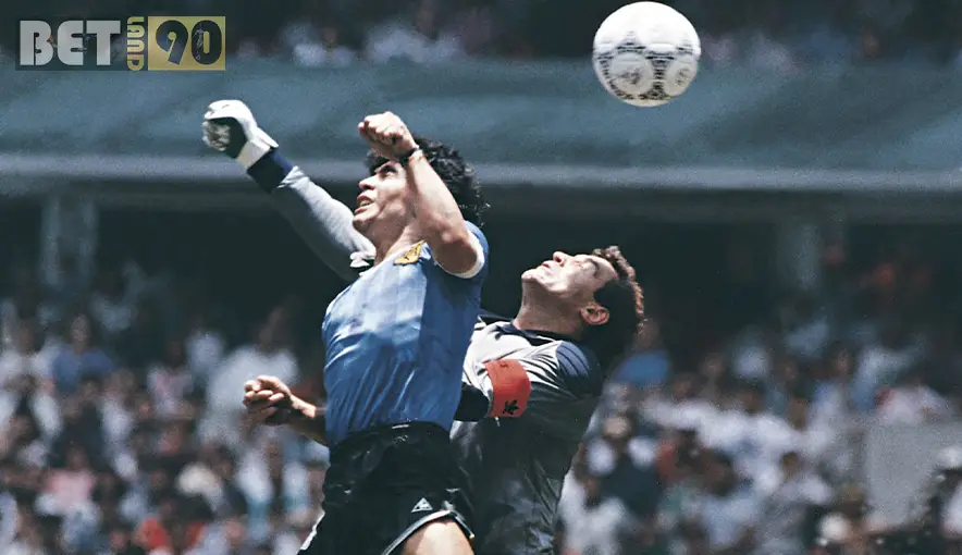 5 گل عجیب که داوران پذیرفتند 1 Maradona