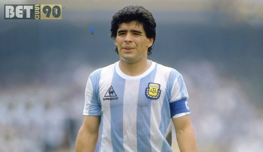 فوتبالیست هایی که به زندان رفتند و بازگشتند 1 Diego Maradona