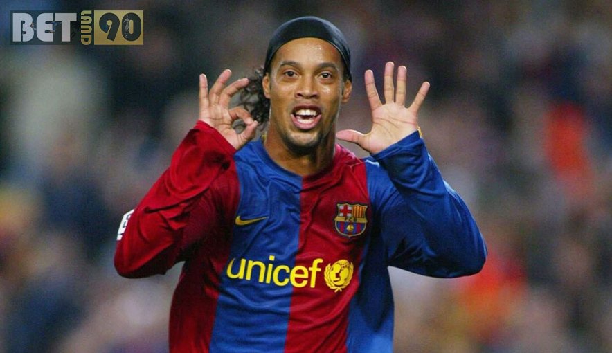 10 بازیکنی که توسط تیمشون خیانت دیدند 3 Ronaldinho