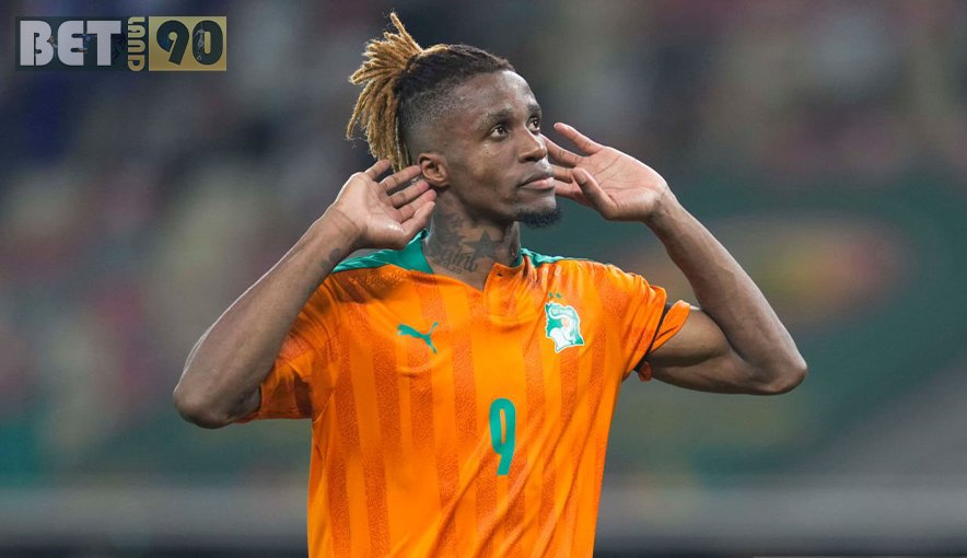 بازیکنانی با سابقه حضور در چند تیم ملی